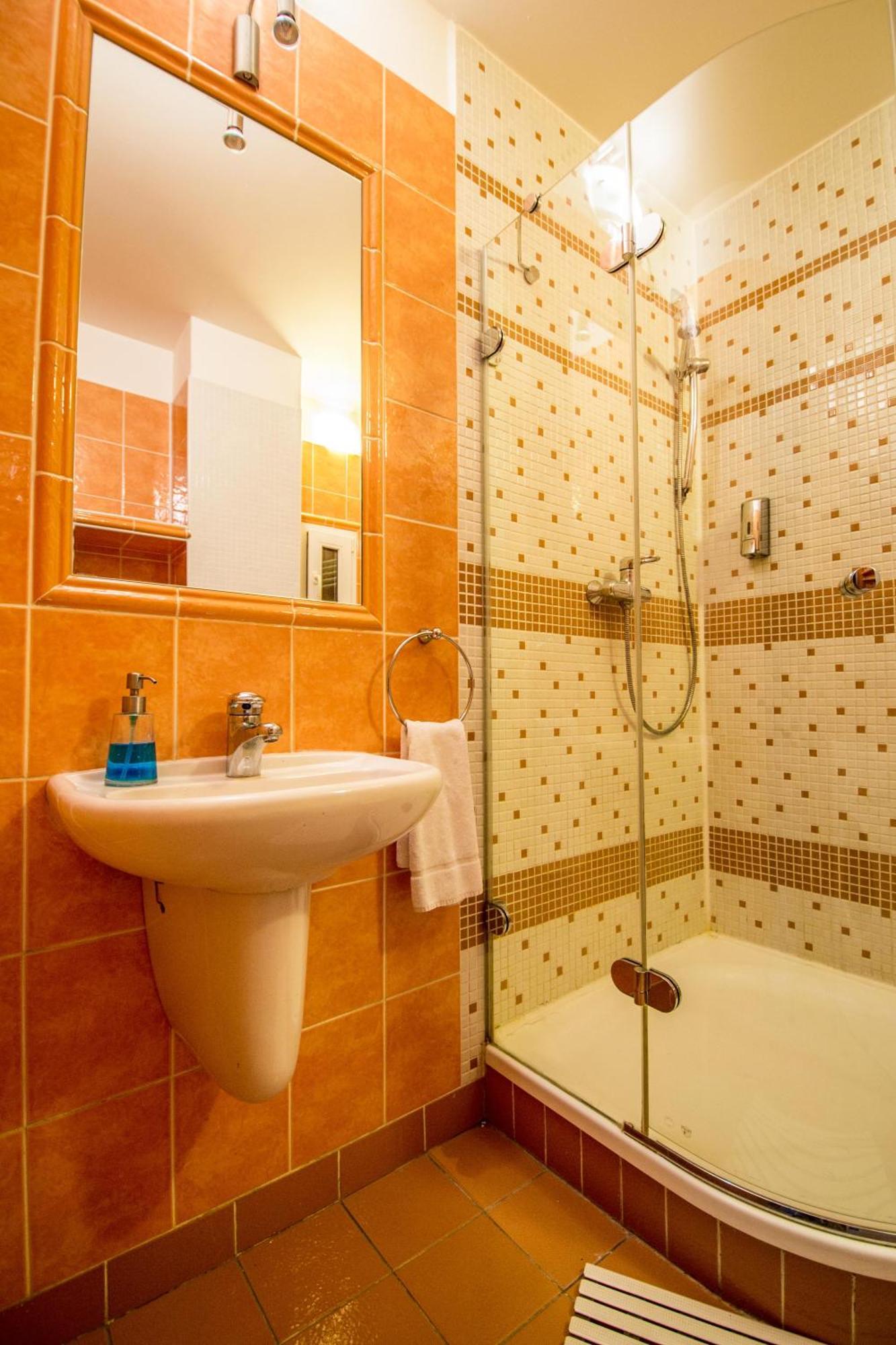 Main Prague Square Apartments Sauna And Fireplace Extérieur photo